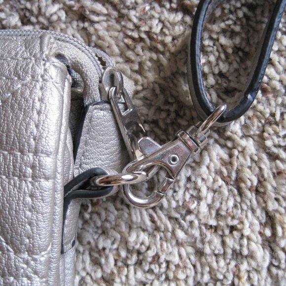 Nicole Miller silver quilted purse - Picture 4 of 15